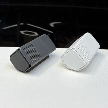 เครื่องทําความสะอาดอากาศรถยนต์ขนาดเล็กที่มีสีที่สามารถปรับแต่งได้ และเครื่องฆ่าเชื้ออากาศพลาสมาที่ได้รับการรับรองจาก CE/FCC/RoHS