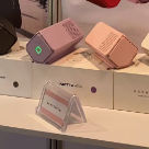 เครื่องทําความสะอาดอากาศรถยนต์ที่ได้รับการรับรองจาก CE FCC ROHS ด้วยแบตเตอรี่ 4800mAh, HEPA และการกรองคาร์บอนที่ทํางาน และเครื่องผลิตไอออนลบ